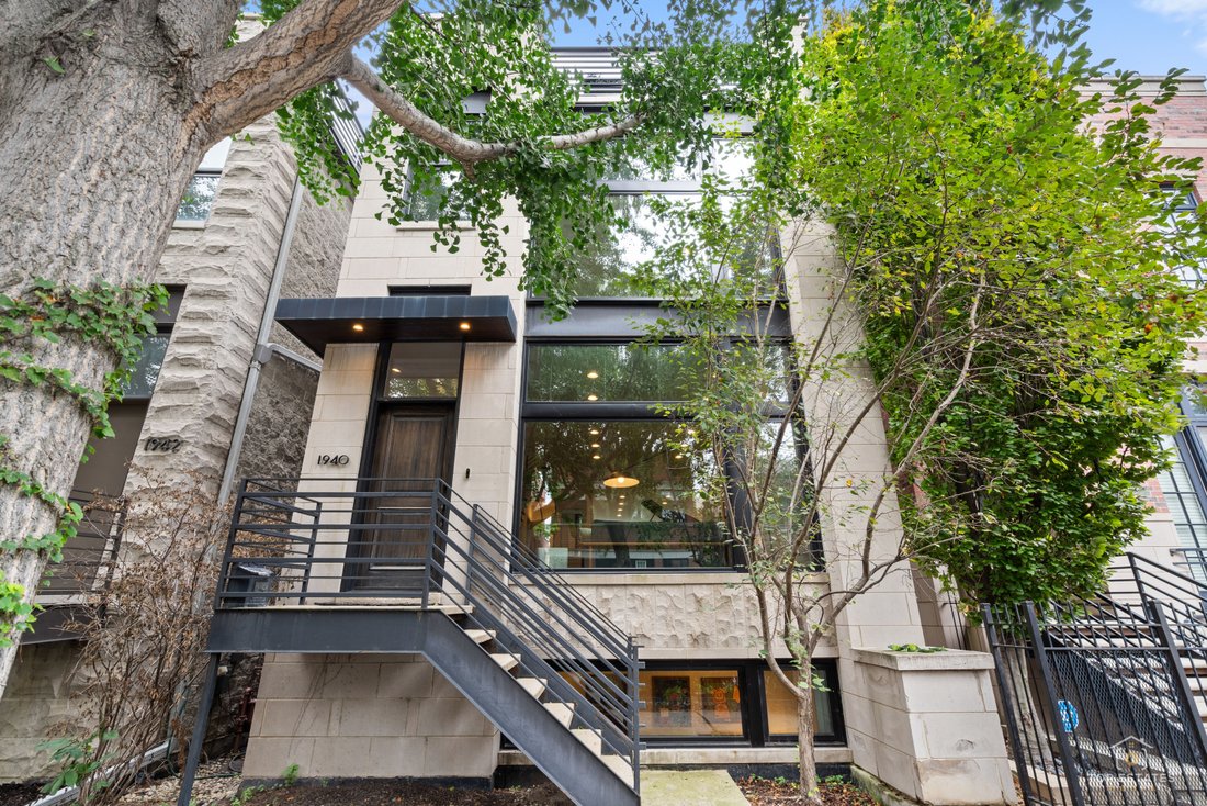 House in Chicago, Illinois, United States 1 - 19000111