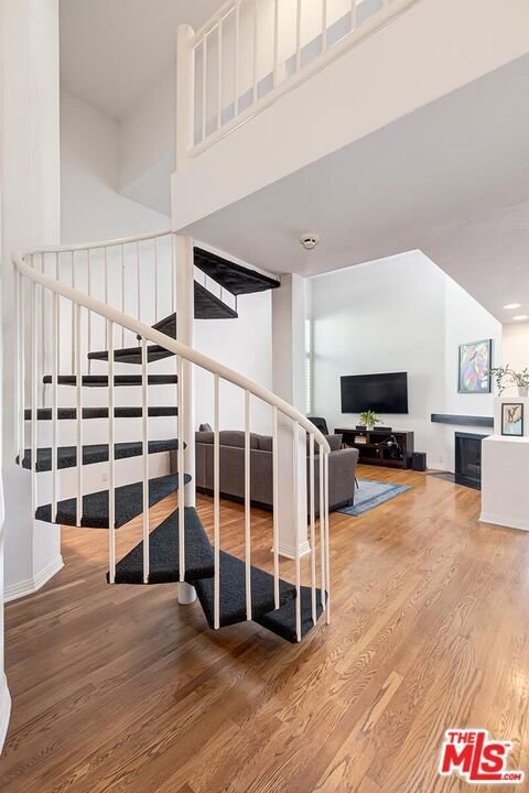 Condo in Los Angeles, California, United States 5 - 19003269