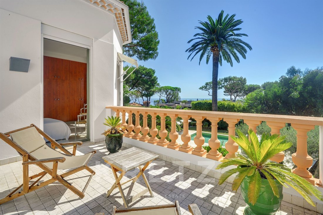 House in Antibes, Provence-Alpes-Côte d'Azur, France 4 - 19007592
