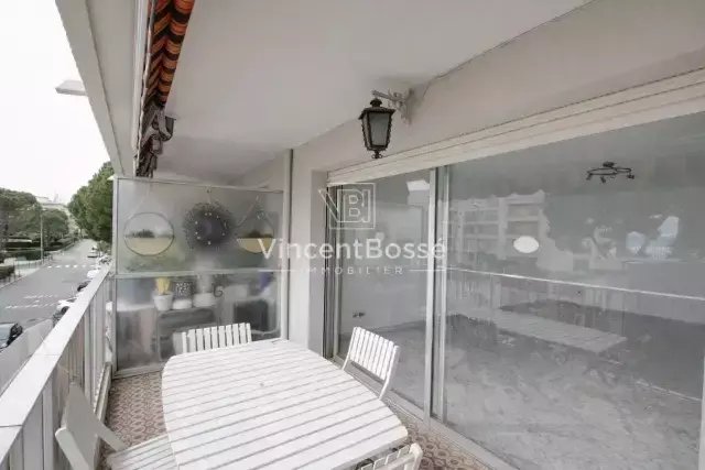 Appartamento a Saint-Laurent-du-Var, Provenza-Alpi-Costa Azzurra, Francia 1 - 17135773