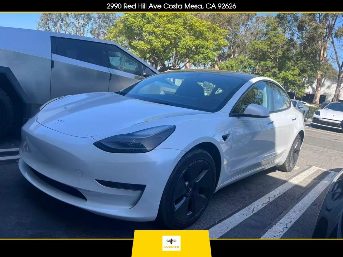 Sedan in Costa Mesa, CA, United States 1 - 19005287