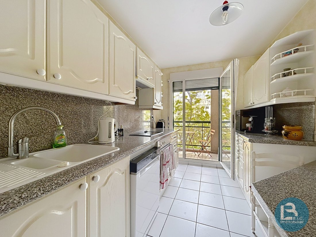 Apartment in Part Dieu, Lyon 3e Arrondissement, Lyon 5 - 19006234
