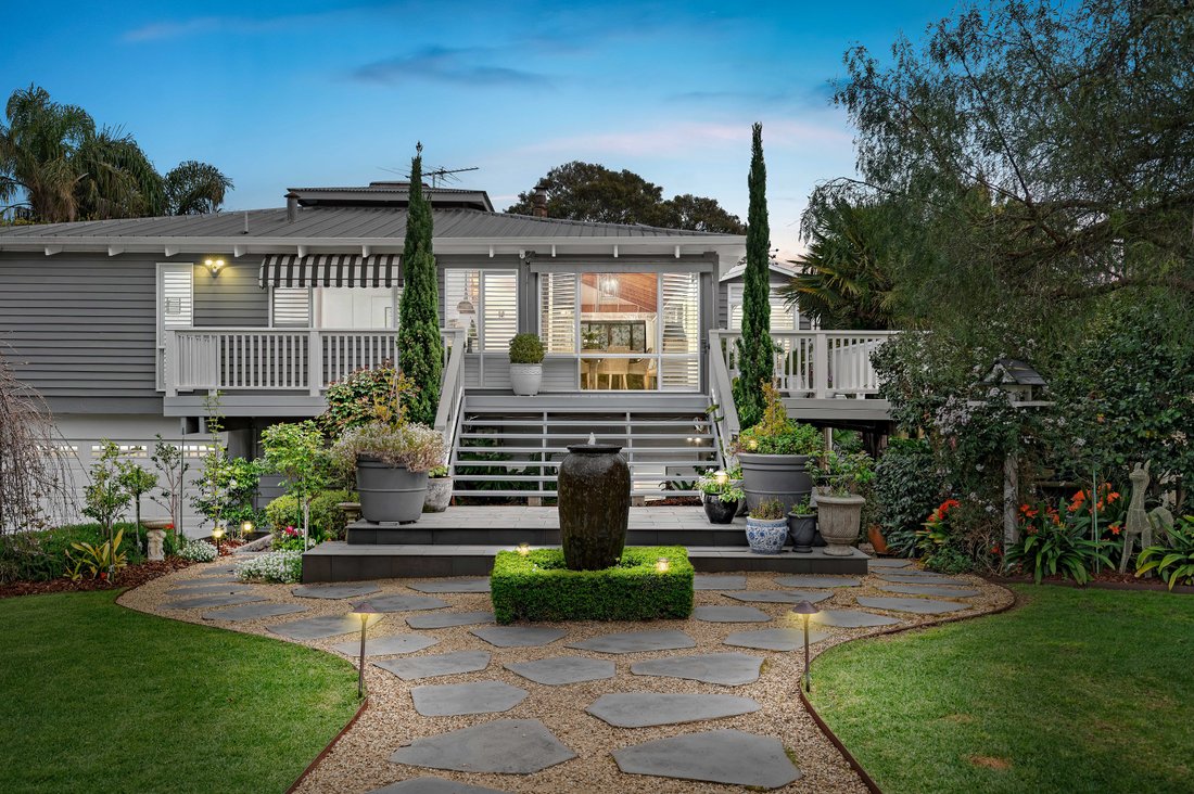 House in McCrae, Victoria, Australia 1 - 19006219