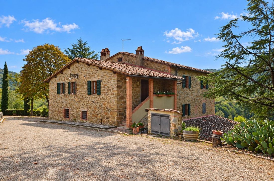Country House in Bucine, Tuscany, Italy 5 - 19006025