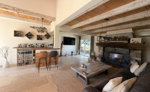 Estate in Exterieurs, Frejus, France 1