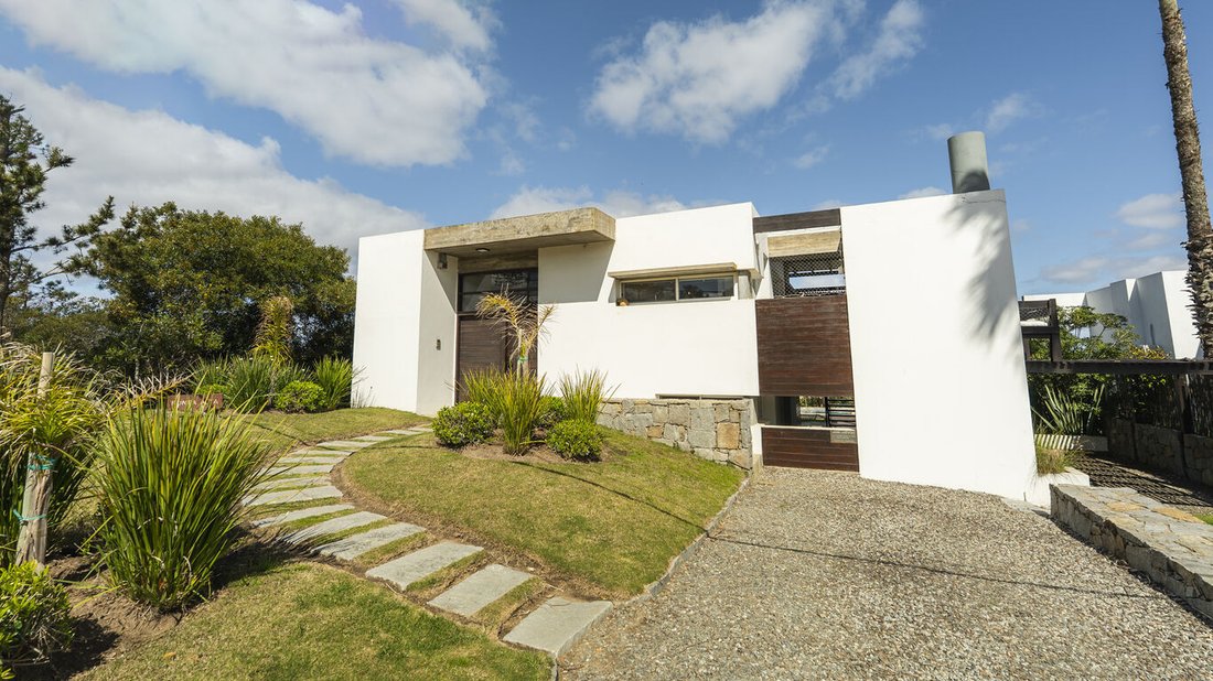 House in El Chorro, Maldonado Department, Uruguay 1 - 19007069