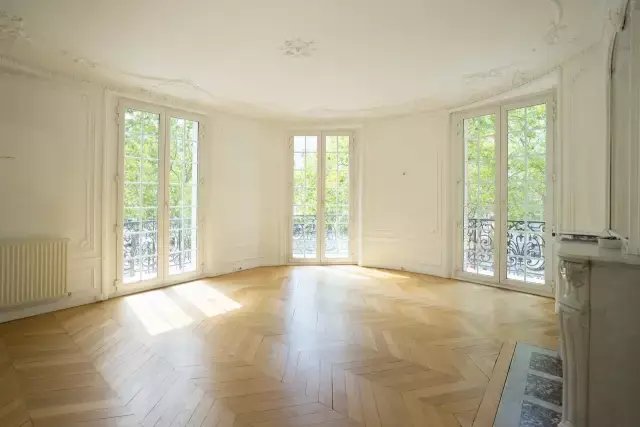Apartment in Invalides, Paris 7e Arrondissement, Paris 4 - 18330463