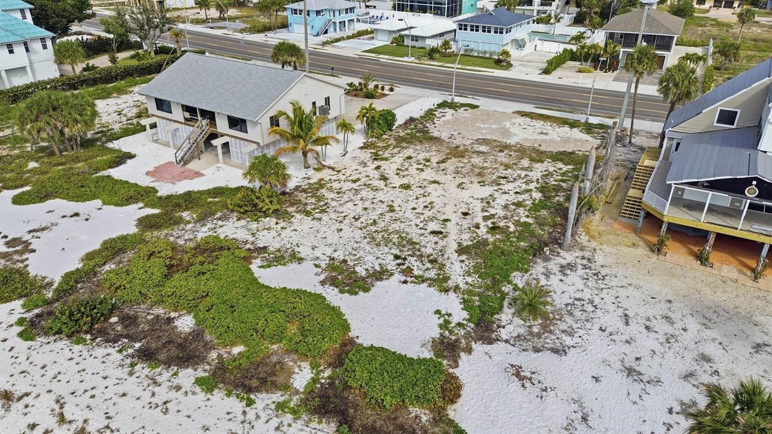 Land in Fort Myers Beach, Florida, United States 5 - 19000530