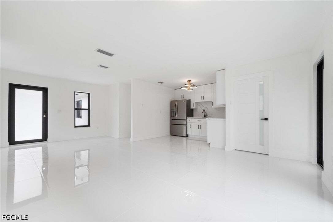 House in Miami, Florida, United States 5 - 19002838