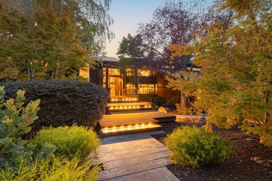 House in Los Altos Hills, California, United States 2 - 19003415