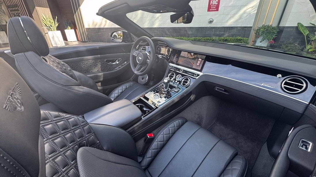 Cabriolet in Houston, TX, United States 2 - 19007555