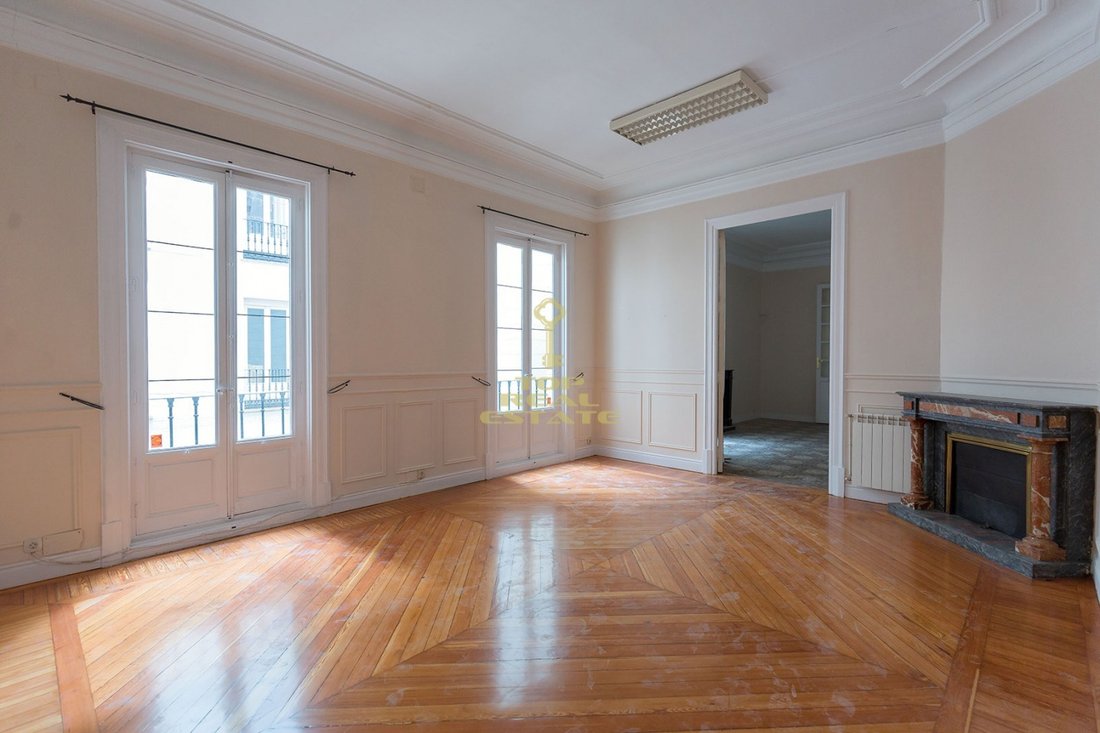 Apartment in Barrio Salamanca, Madrid, Spain 5 - 19007342