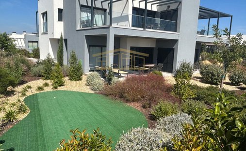 Apartment in Ferragudo, Algarve, Portugal 1