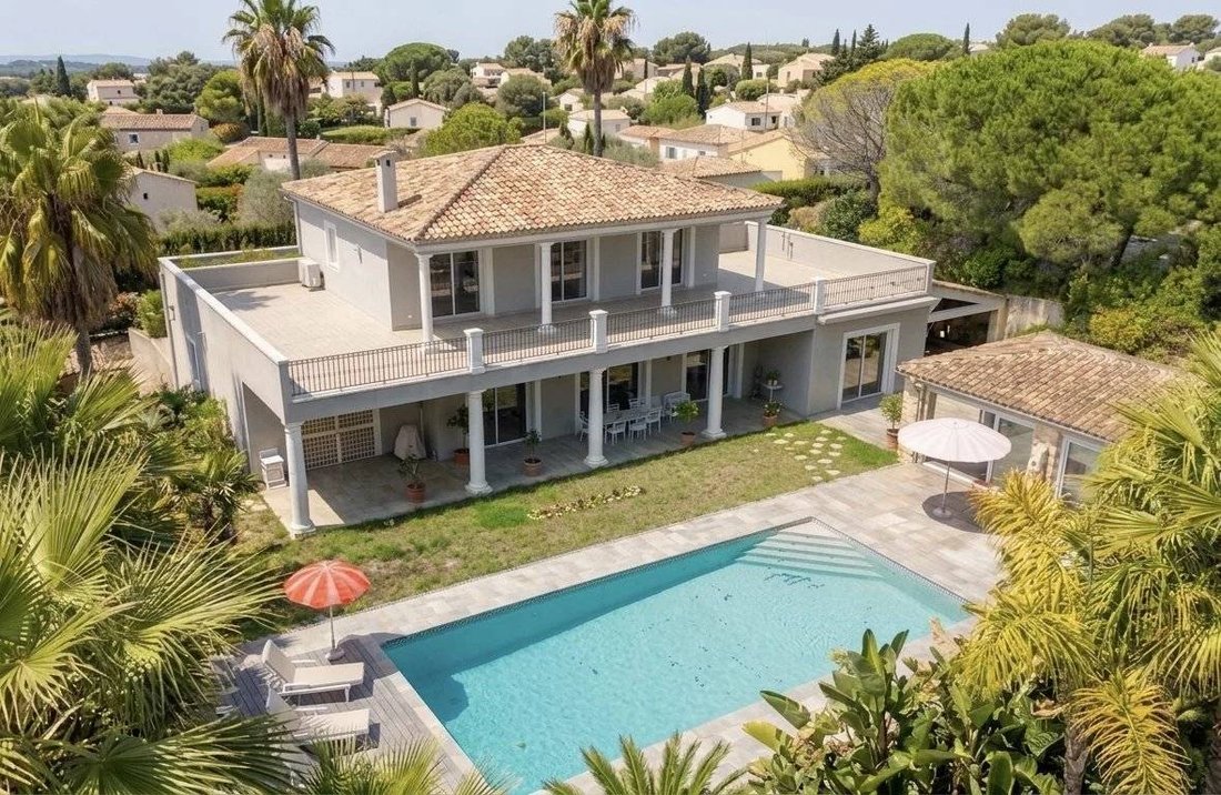 House in Mougins, Provence-Alpes-Côte d'Azur, France 1 - 18008794
