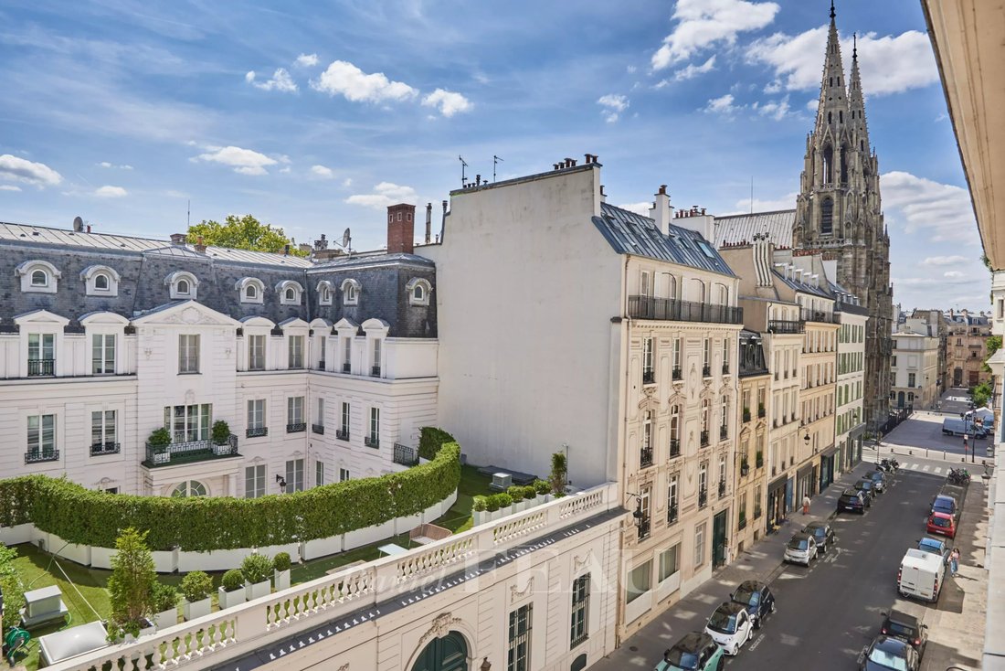 Apartment in Invalides, Paris 7e Arrondissement, Paris 2 - 19001649
