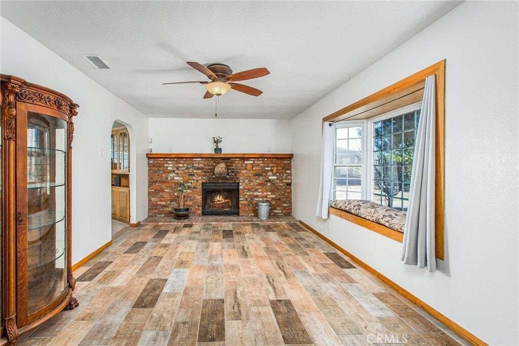 House in Hesperia, California, United States 5 - 16417414