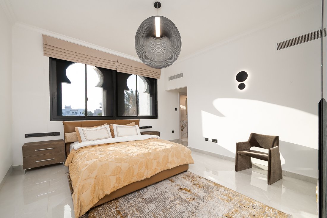 Villa in Al Wasl, Dubai, United Arab Emirates 4 - 19006139