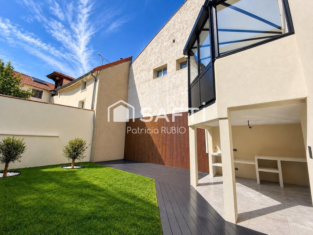 House in Centre Ville, Rueil-Malmaison, France 1 - 19008256