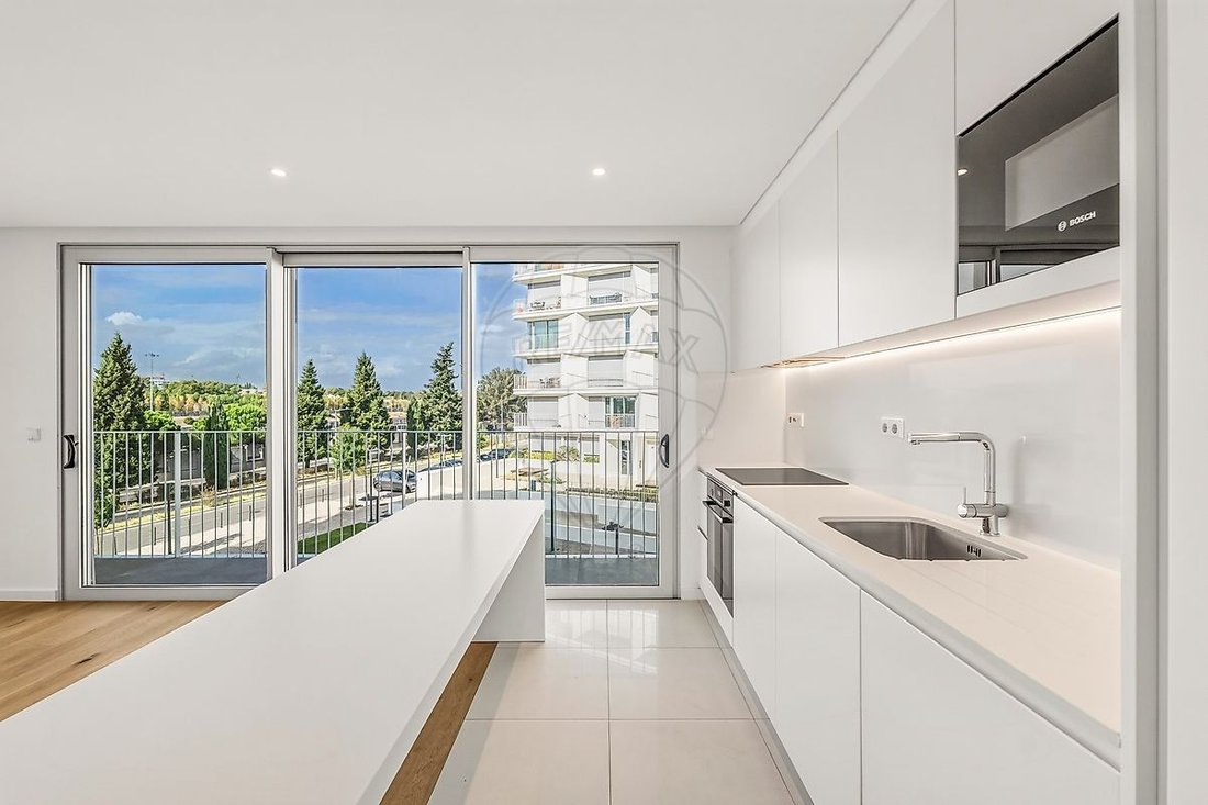 Apartment in Lumiar, Lisbon, Portugal 3 - 19007622