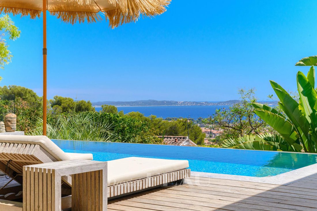 House in Carqueiranne, Provence-Alpes-Côte d'Azur, France 3 - 19007569