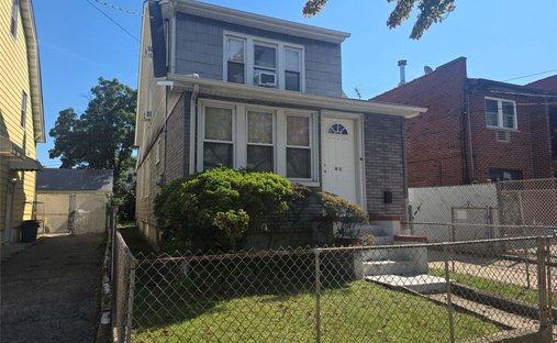 House in New York, New York, United States 1
