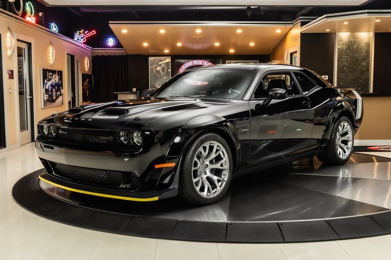 Coupe in Plymouth, United States 1 - 19006930