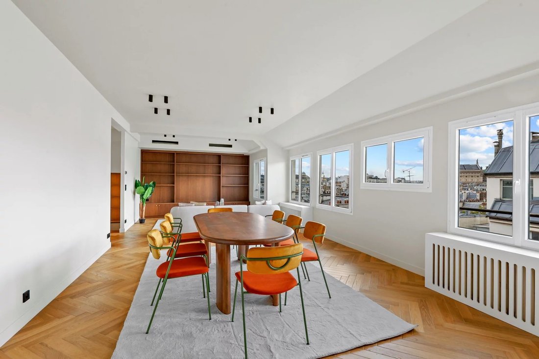 Apartment in Elysées-Madeleine, Paris 8e Arrondissement, Paris 3 - 19001764
