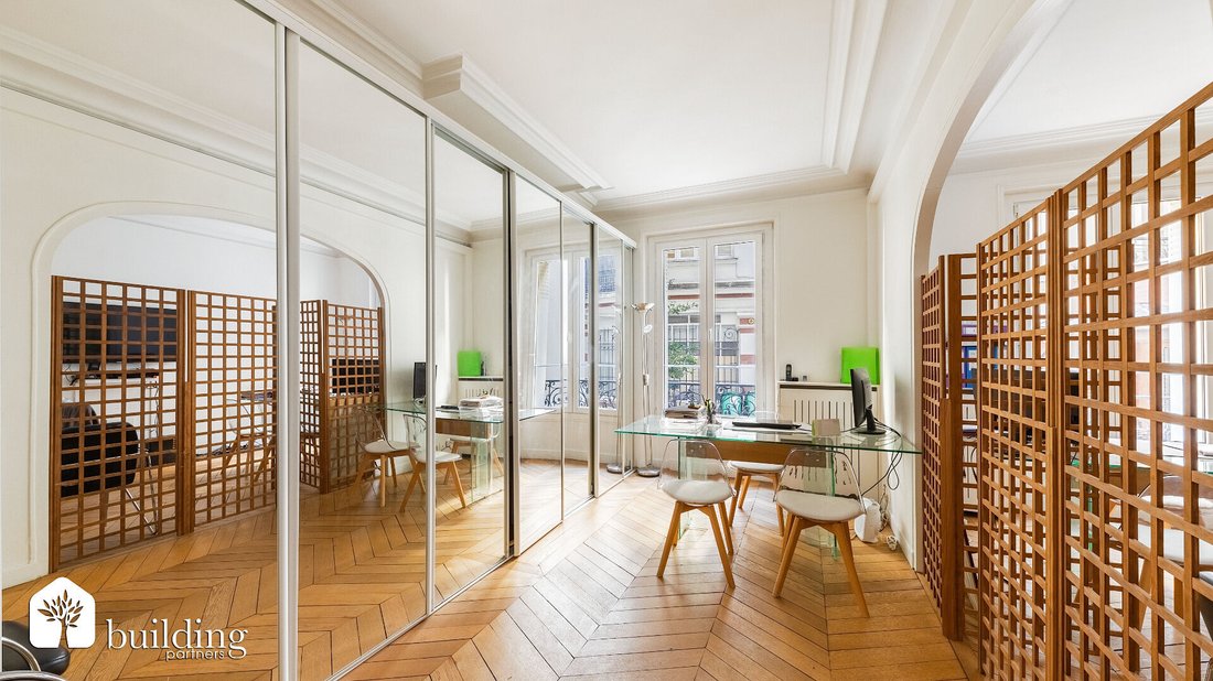 Apartment in Pereire-Malesherbes, Paris 17e Arrondissement, Paris 4 - 19007792