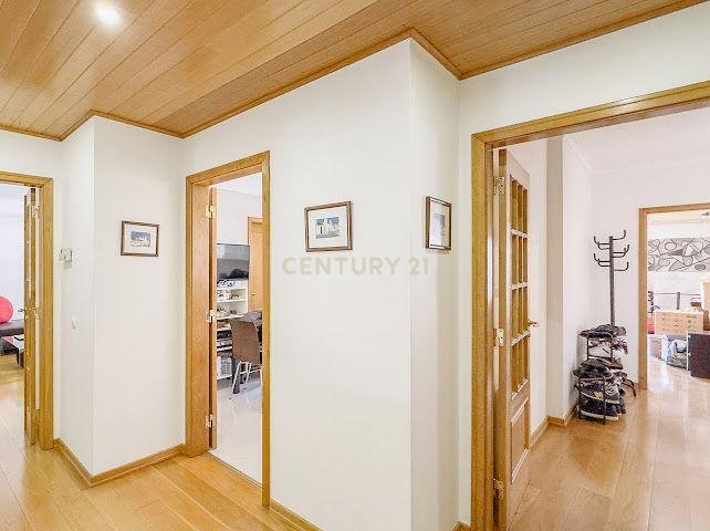 Apartment in Arroios, Lisbon, Portugal 4 - 18089848