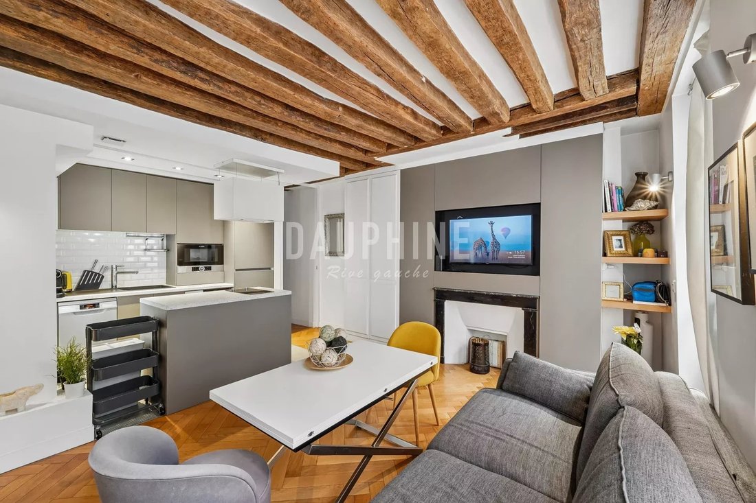 Apartment in Monnaie, Paris 6e Arrondissement, Paris 3 - 19000726