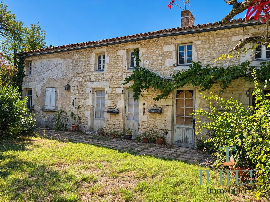 House in Saint-Palais-sur-Mer, Nouvelle-Aquitaine, France 3 - 17315112