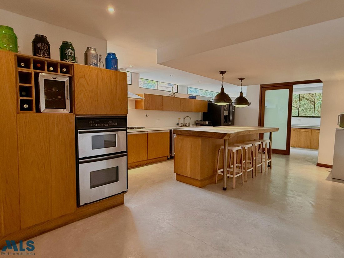 Apartment in Medellín, Antioquia, Colombia 4 - 19007267