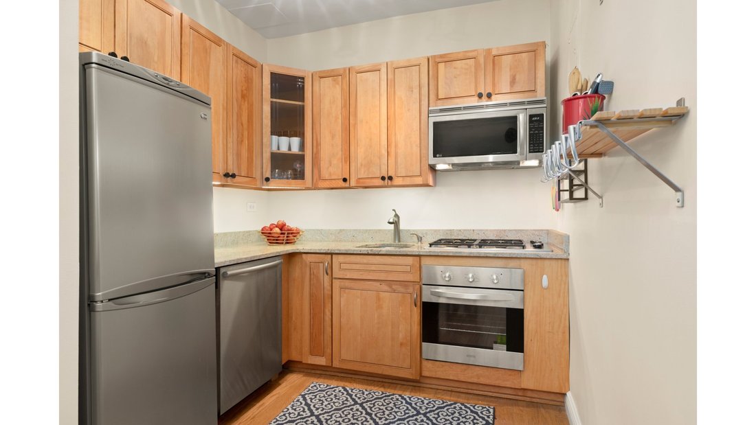 Co Op in New York, New York, United States 5 - 18366976