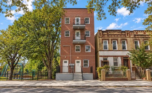 House in New York, New York, United States 1