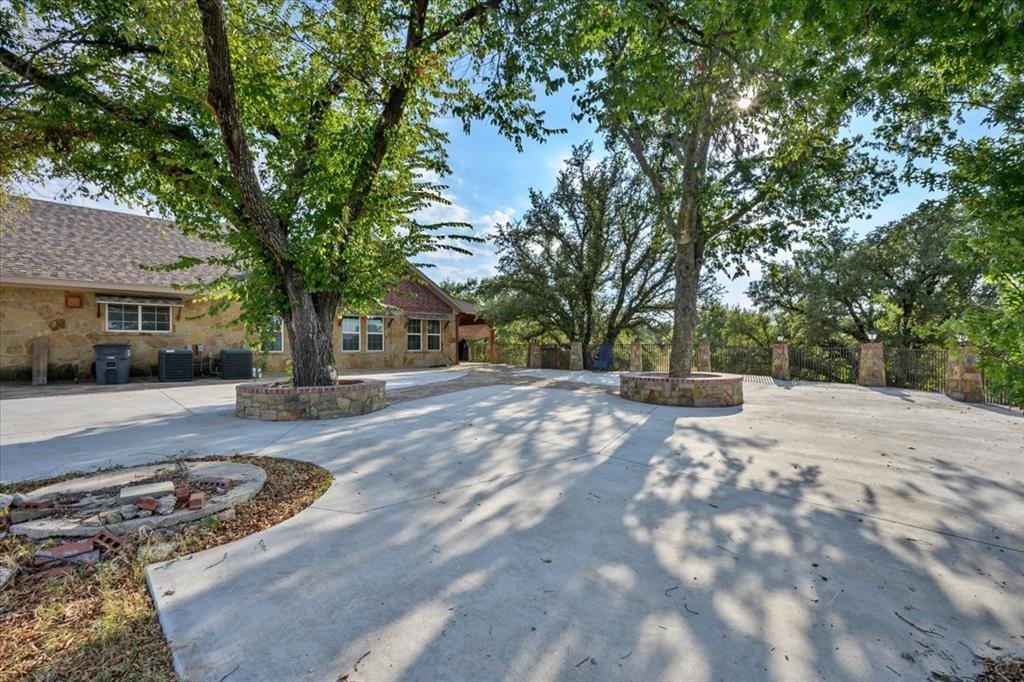 House in Weatherford, Texas, United States 2 - 19004145