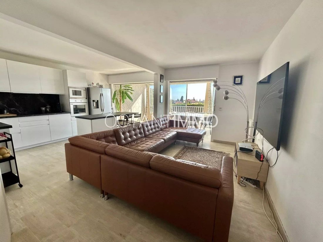 Appartement à Les Cougoulins-Rastines, Antibes, France 3 - 17865481