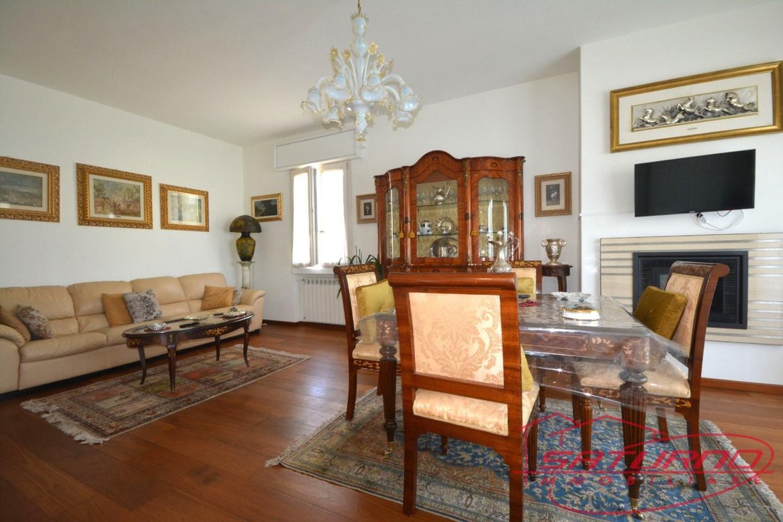 Villa in Sant'Anna, Lucca, Italy 4 - 19003978