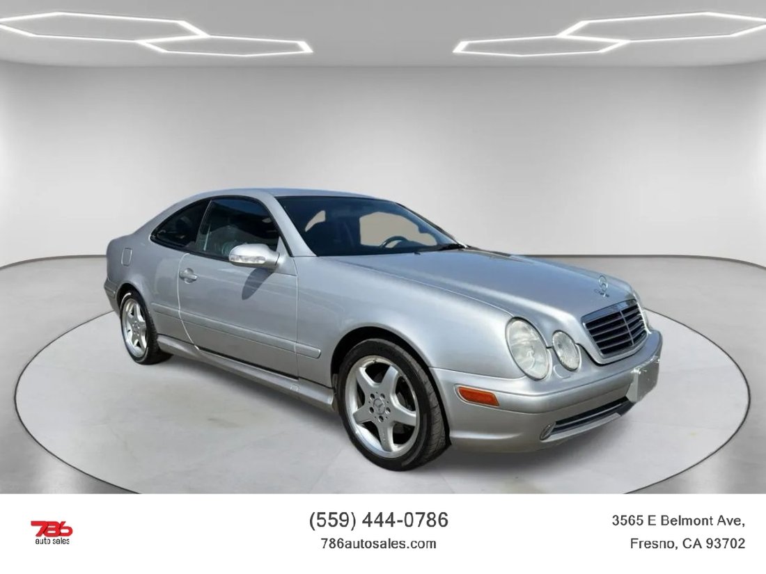 Coupe in Fresno, CA, United States 1 - 18997234