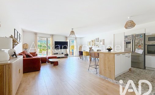House in Le Castellet, Provence-Alpes-Côte d'Azur, France 1