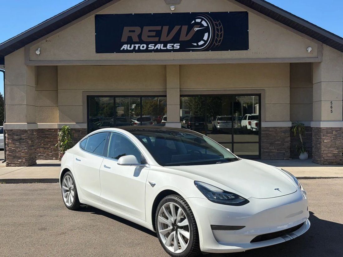 Sedan in Lindon, UT, United States 1 - 19005546