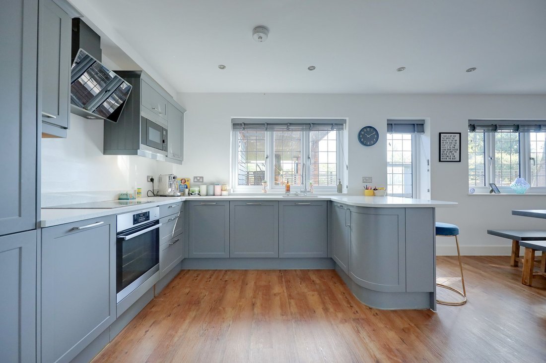 House in Burgess Hill, England 5 - 19007492