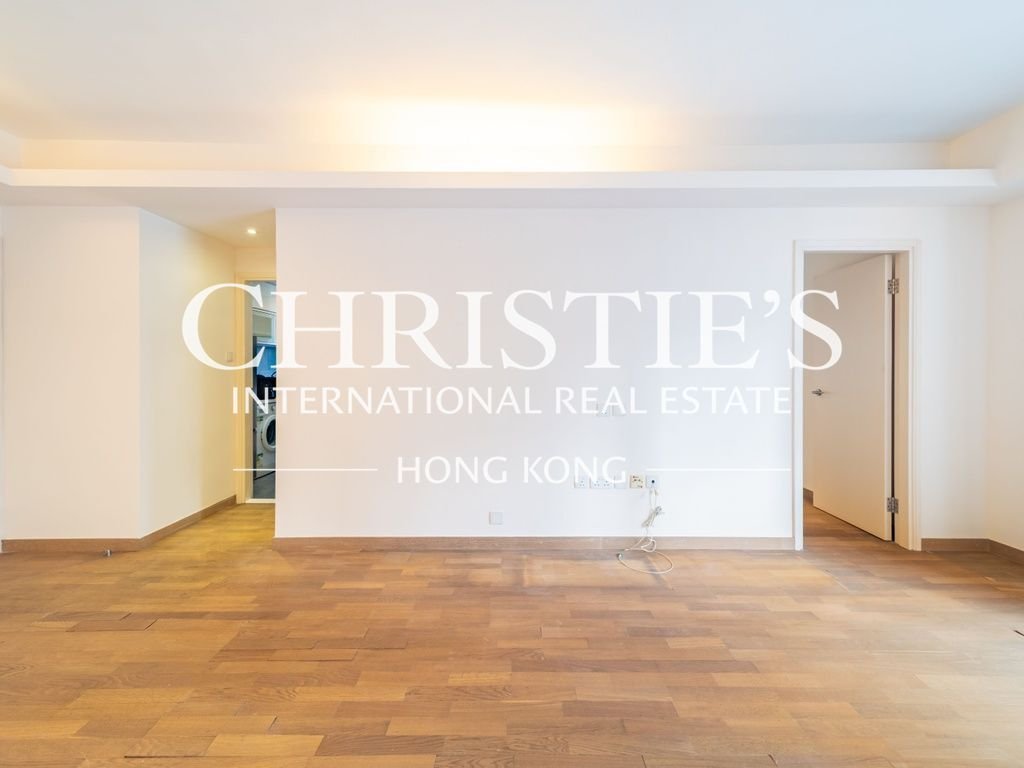 Apartment in Hong Kong, Hong Kong 5 - 19008242