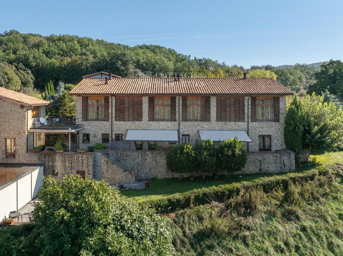 Finca a la Vall d'en Bas, Catalogna, Spagna 4 - 18352179