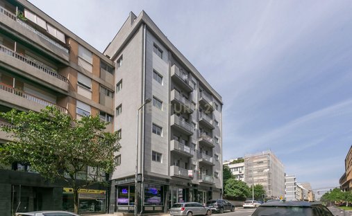 Apartment in Cedofeita, Santo Ildefonso, Se, Miragaia, Sao Nicolau e Vitoria, Porto District, Portugal 1