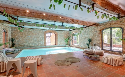 House in Layrac-sur-Tarn, Occitania, France 1