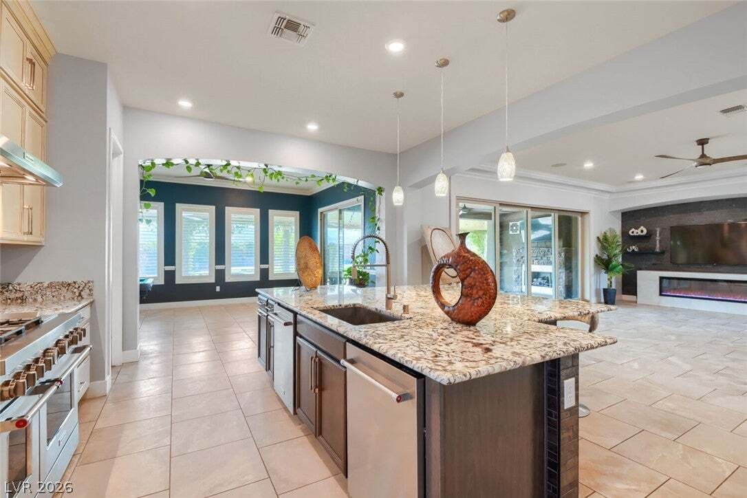 House in Las Vegas, Nevada, United States 2 - 19006494