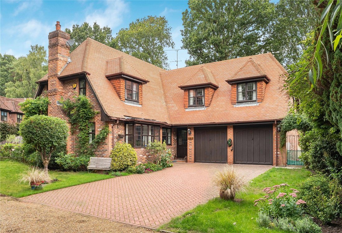 House in Thakeham, England 1 - 19000489