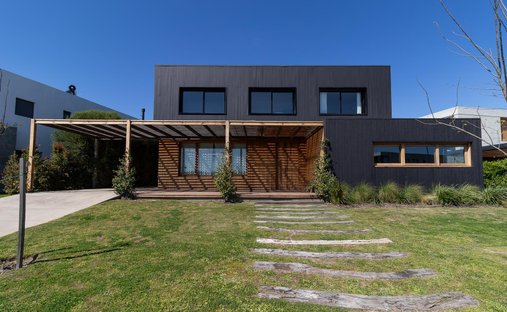 House in Belén de Escobar, Buenos Aires Province, Argentina 1