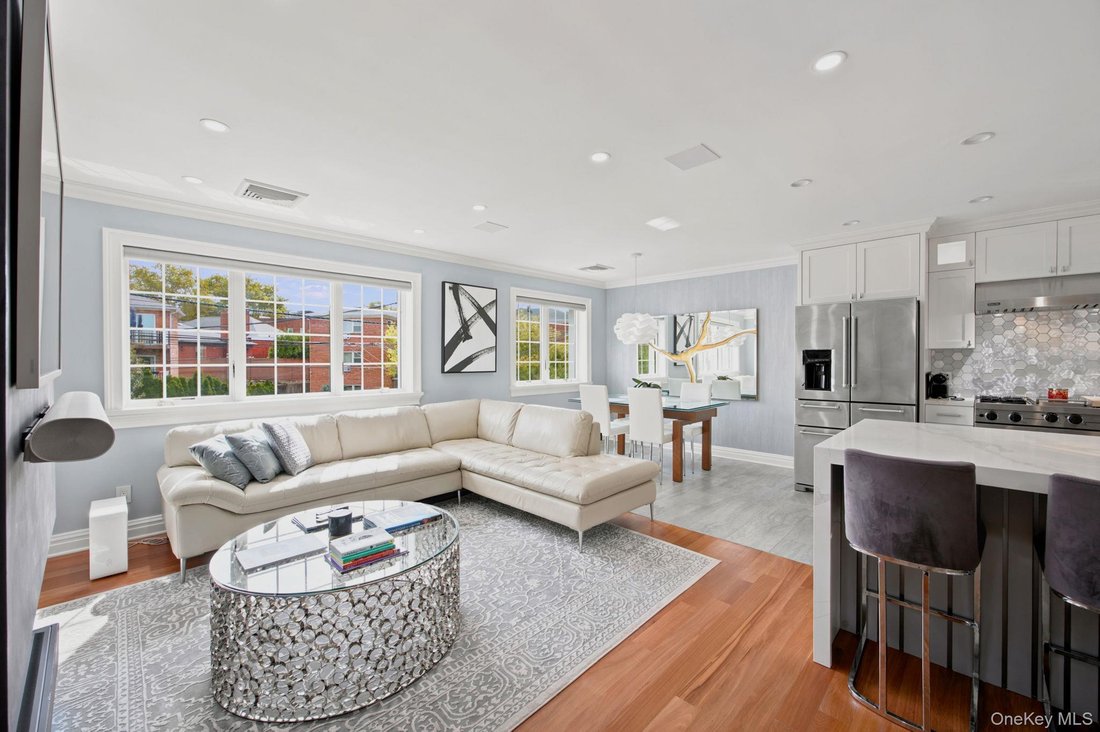 House in New York, New York, United States 4 - 19003239