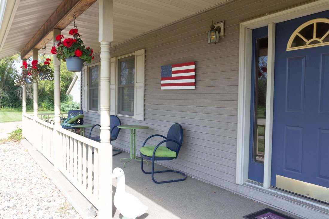 House in Omro, Wisconsin, United States 4 - 19002810
